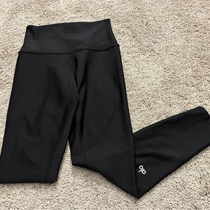 Alo Yoga  airlift leggings 7/8 length